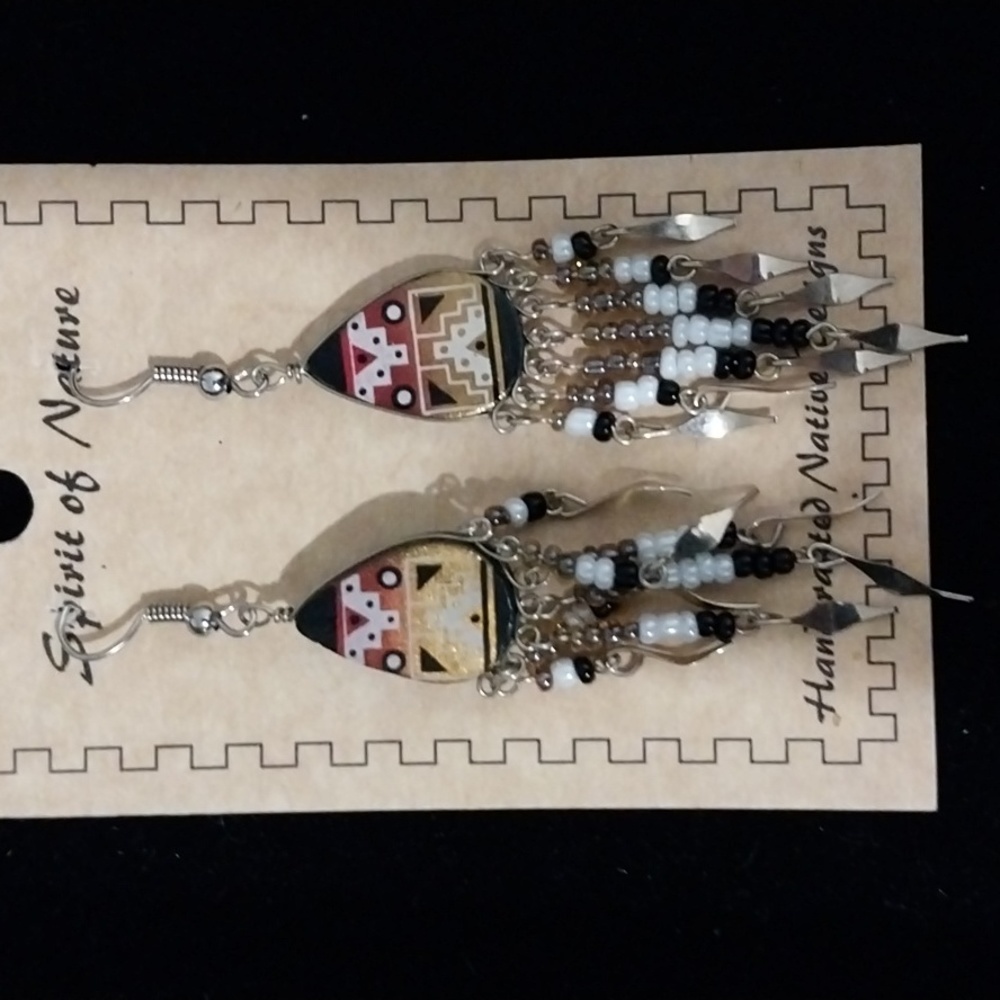 Native style dreamcatcher earrings NWT